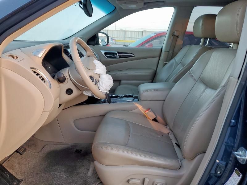 2013 Nissan Pathfinder s