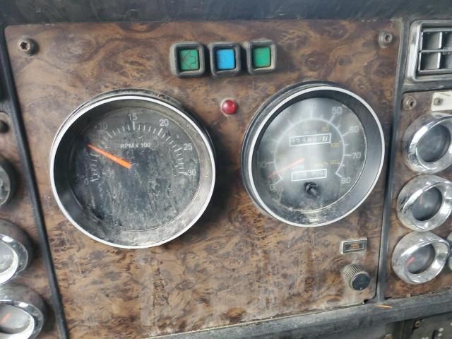 1997 Kenworth W900 Semi Truck