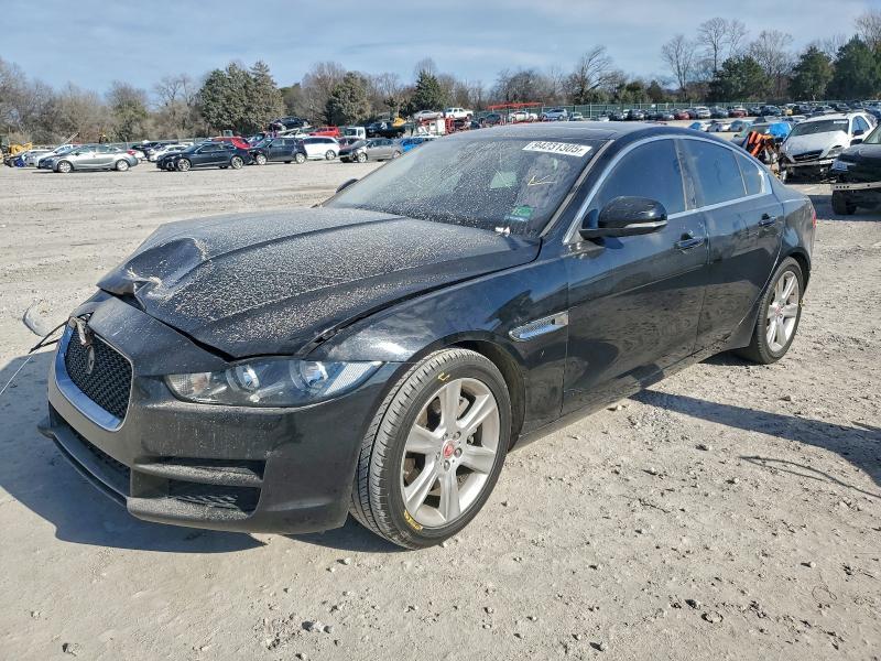 2017 Jaguar Xe Prestige