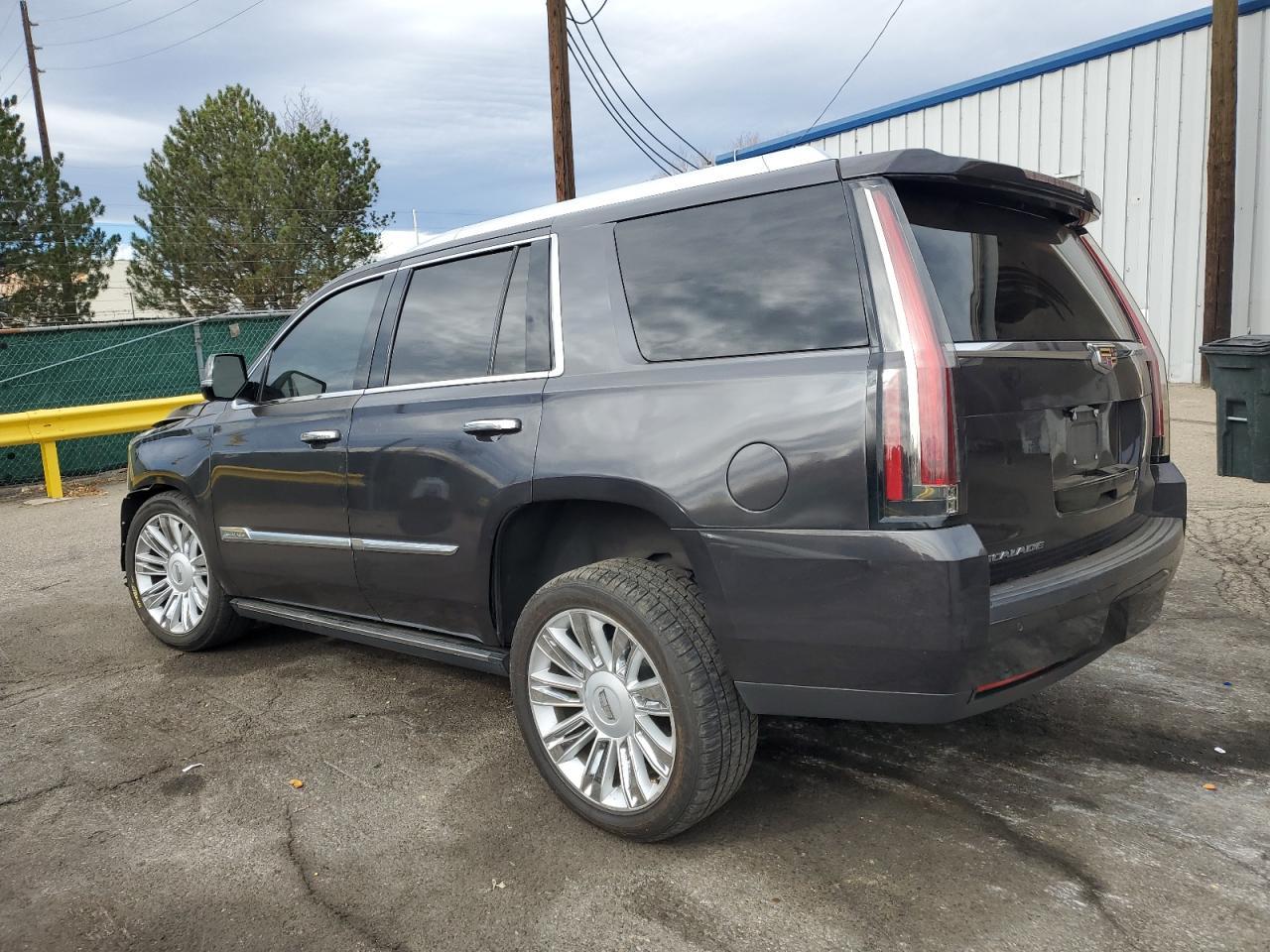 2016 Cadillac Escalade Platinum