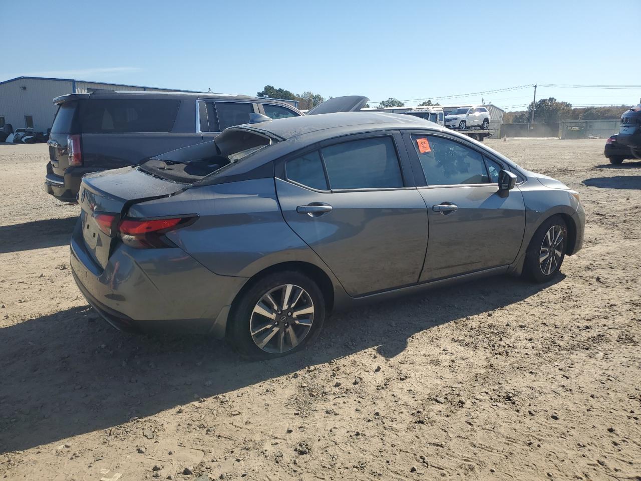 2025 Nissan Versa sv