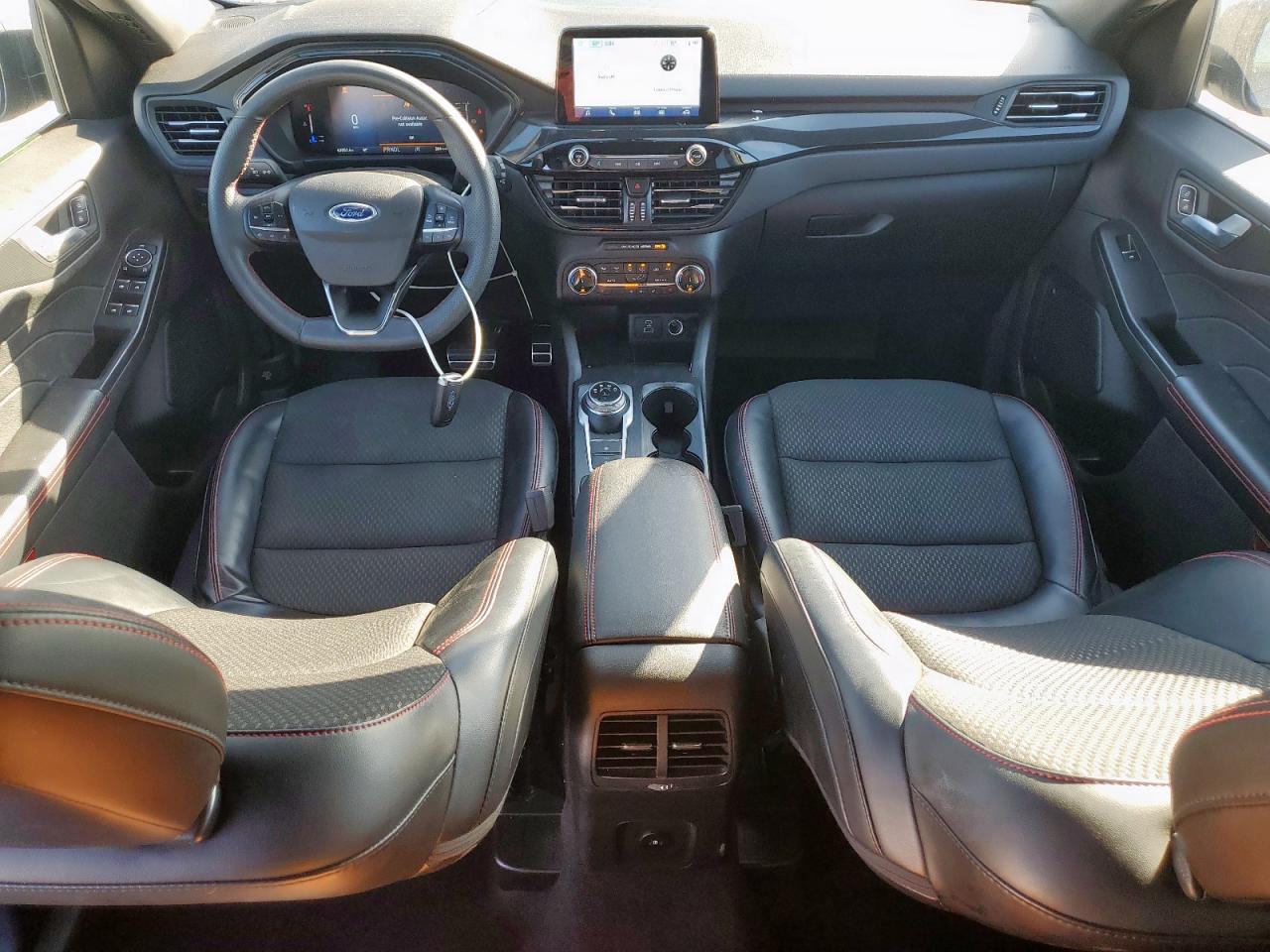 2023 Ford Escape st Line