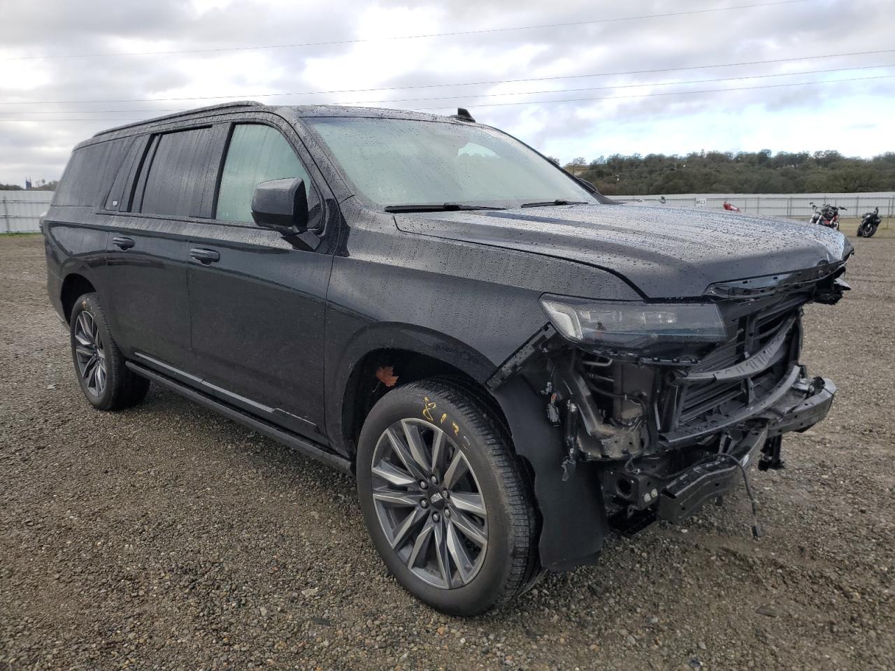 2023 Cadillac Escalade esv Sport