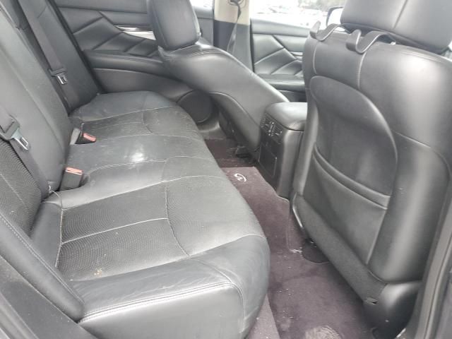 2011 Infiniti M37