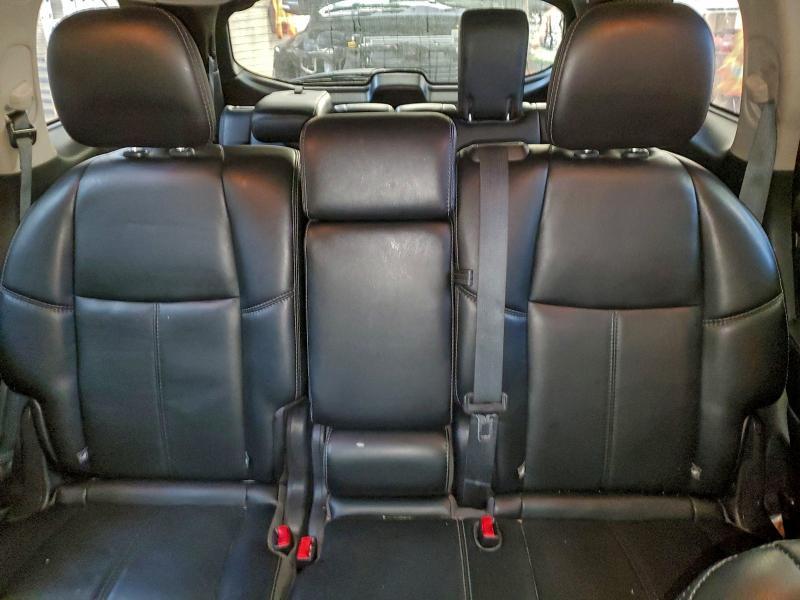 2016 Nissan Truck/van Pathfinder sl 4DR 4W