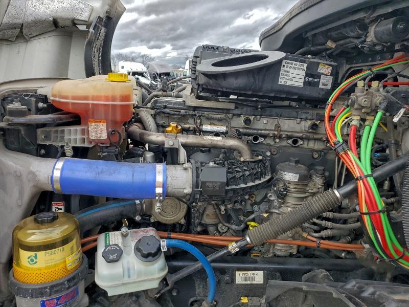 2020 Freigliner 2020 Freightliner Cascadia 126 Semi Truck