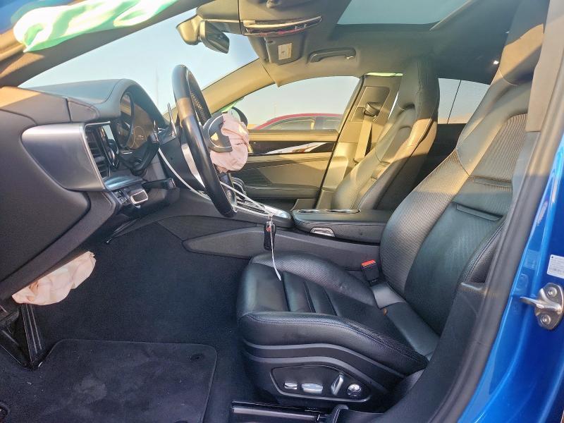 2018 Porsche Panamera 4