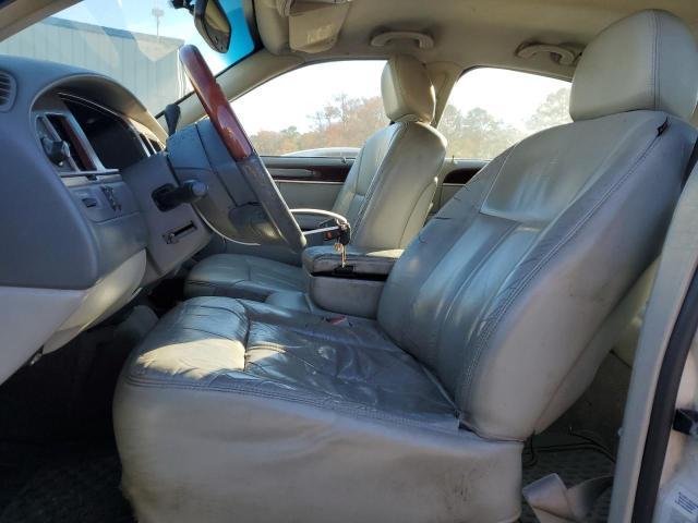 2005 Lincoln Town car Signature Limited