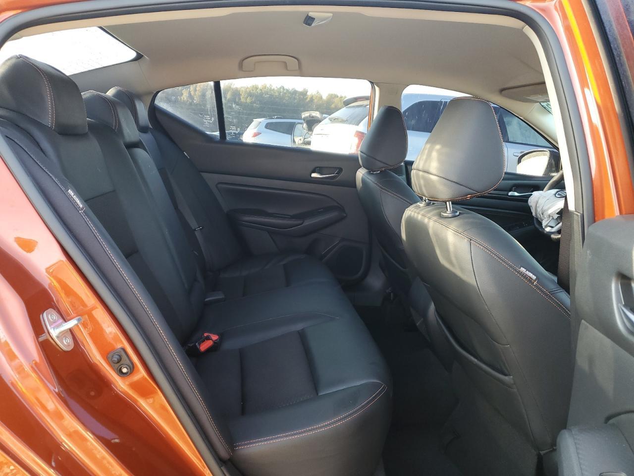2021 Niss Altima