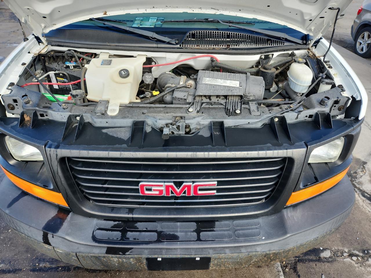 2006 GMC Savana 2500 Delivery Van
