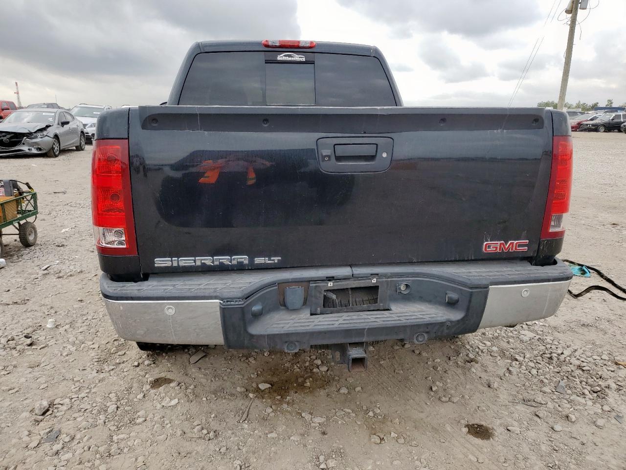 2013 GMC Sierra C1500 slt