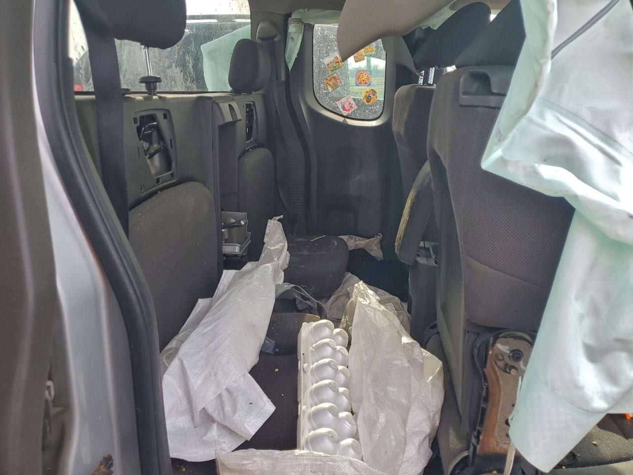 2014 Nissan Frontier s