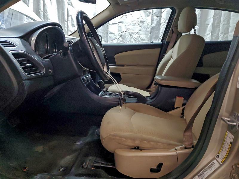 2013 Chrysler 200 Touring