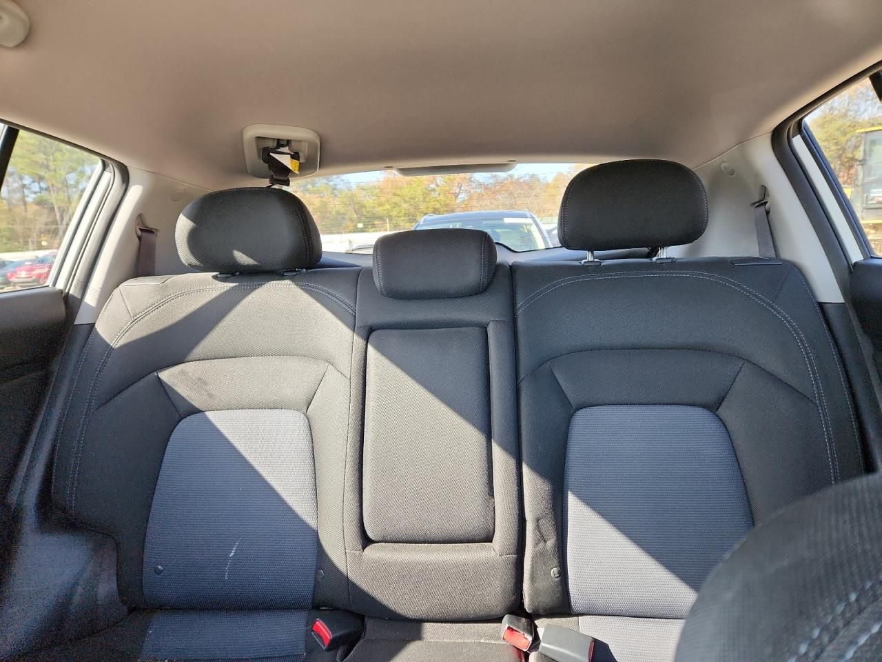 2014 KIA Sportage lx