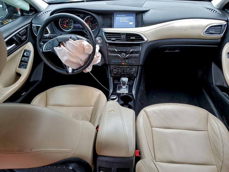 2018 Infiniti Qx30 Base