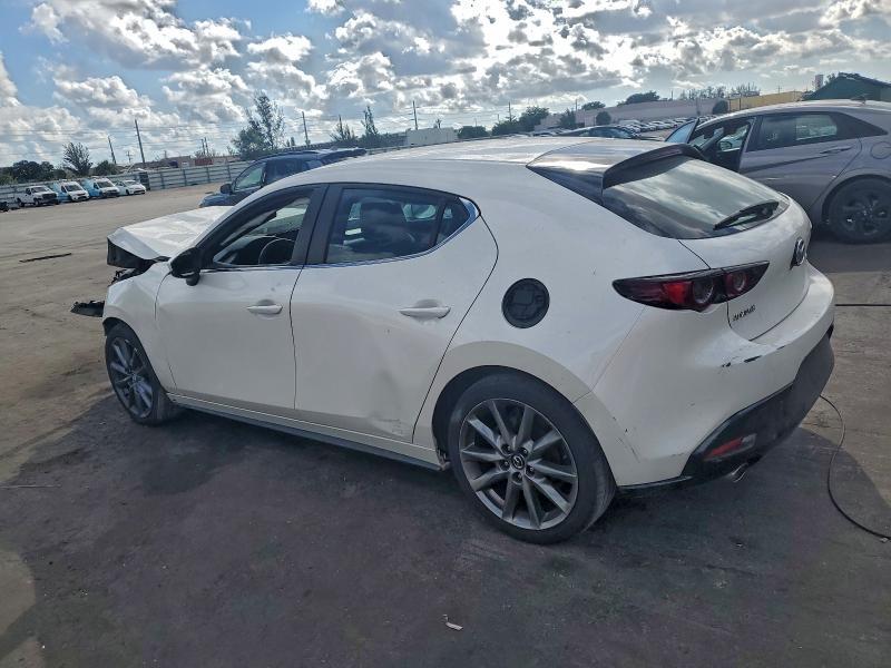 2021 Mazda 3 Select