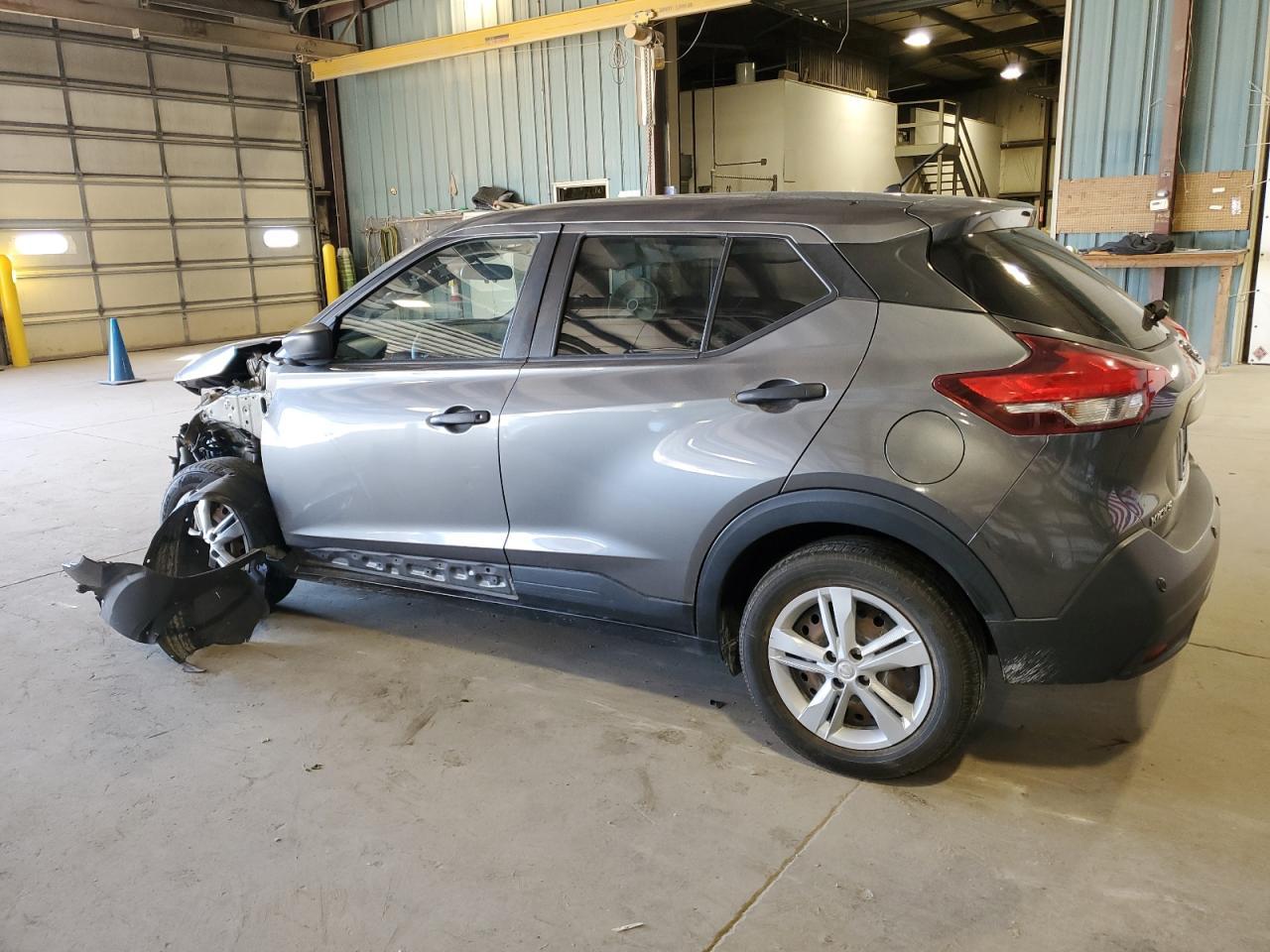 2020 Nissan Kicks s