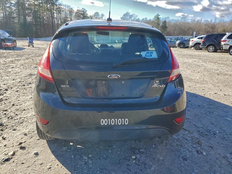 2011 Ford Fiesta SES