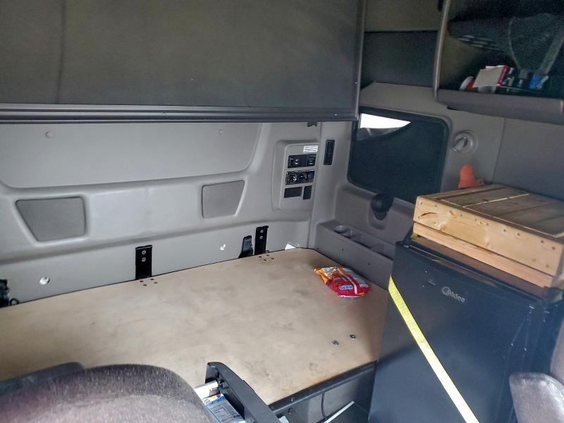 2020 International LT625 Semi Truck