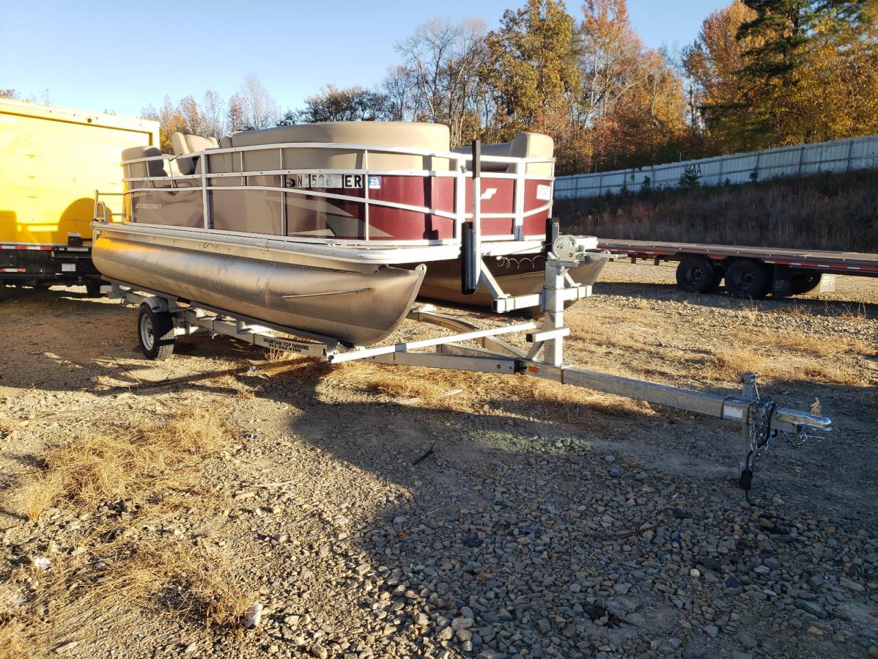 2021 Starcraft Boat-boat