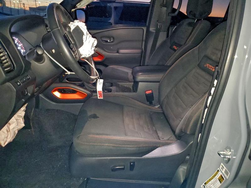 2022 Nissan Frontier s