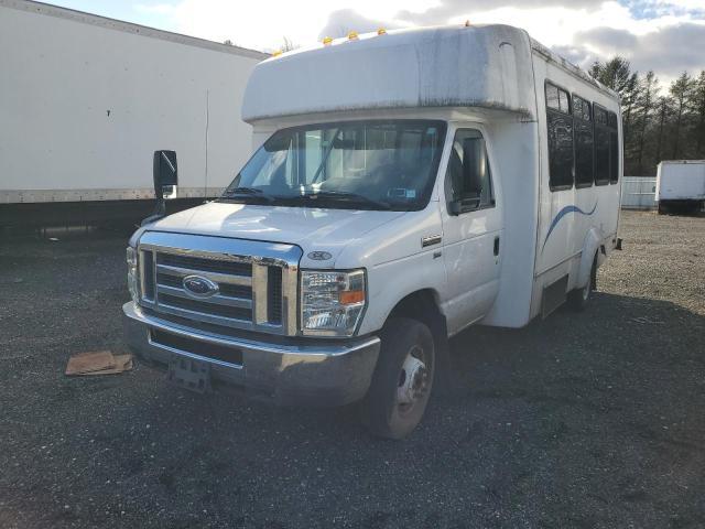 2013 Elkh 2013 Ford E350 Shuttle Bus