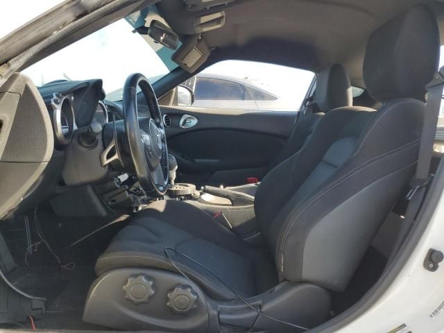 2015 Nissan 370z Base
