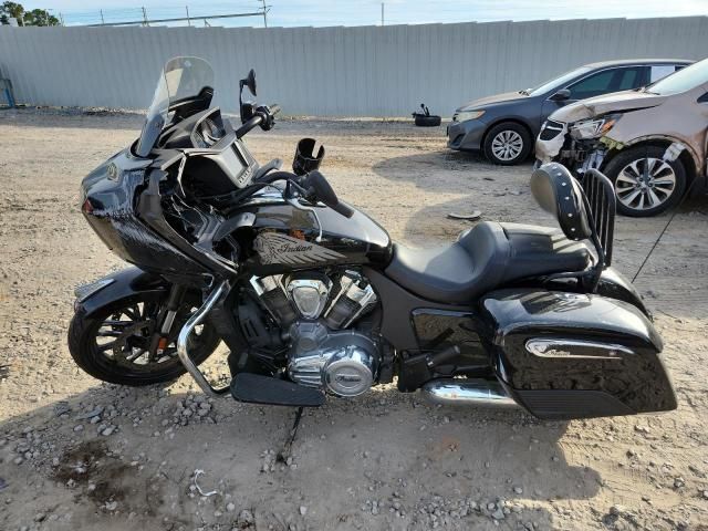 2022 Indian Motorcycle Co. Challenger