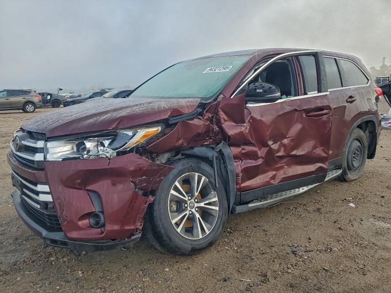 2019 Toyota Highlander le