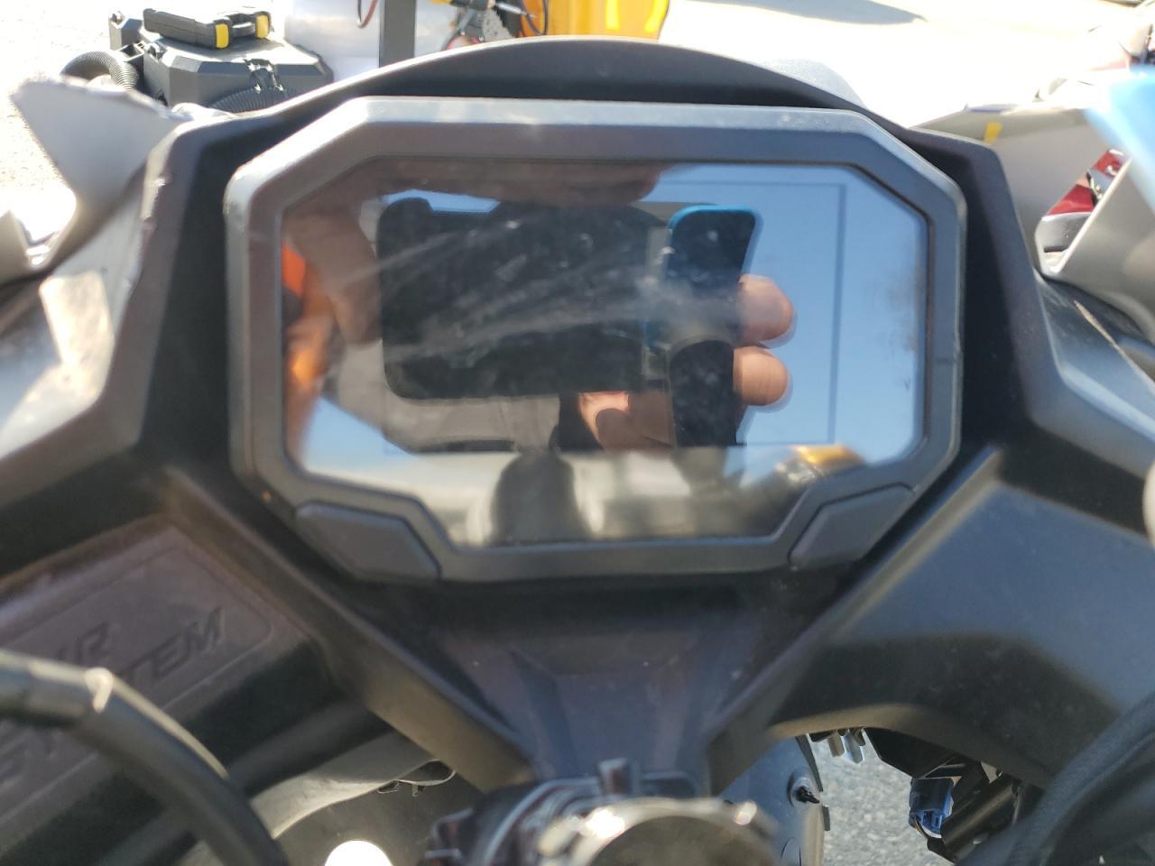2025 Kawasaki ZX400 S