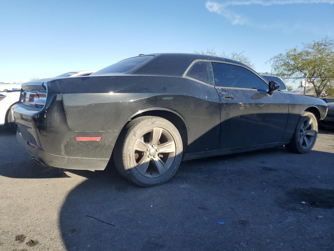 2015 Dodge Challenger sxt