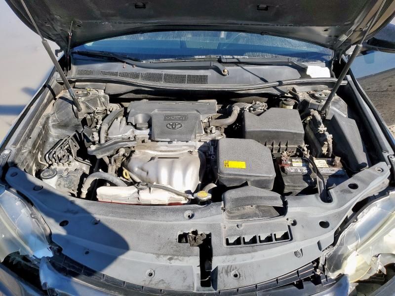 2015 Toyota Camry le