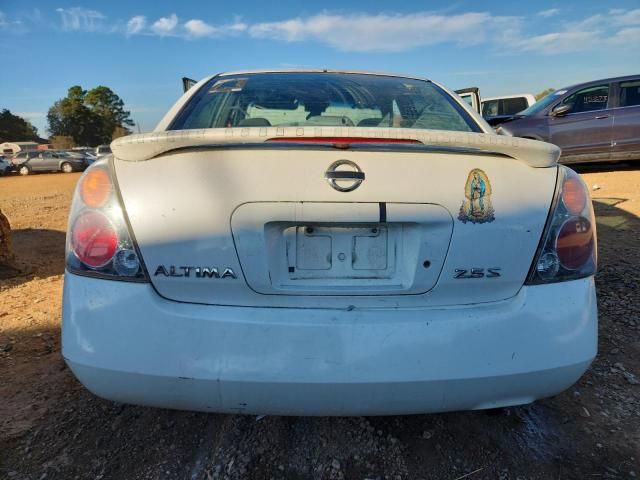 2004 Nissan Altima Base