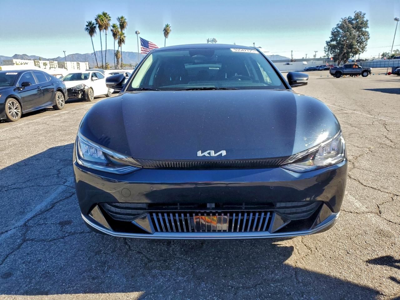 2023 KIA EV6 Light