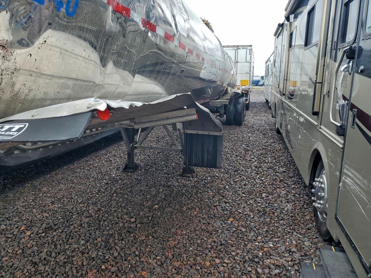 2023 MAC SRJ-6200-1-2-ST Tank Trailer