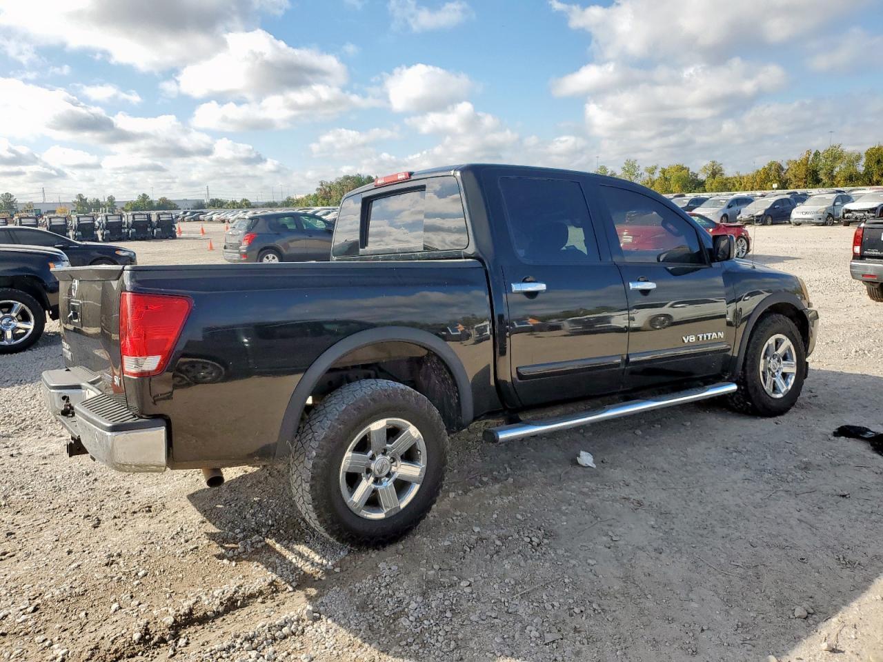 2015 Nissan Titan S