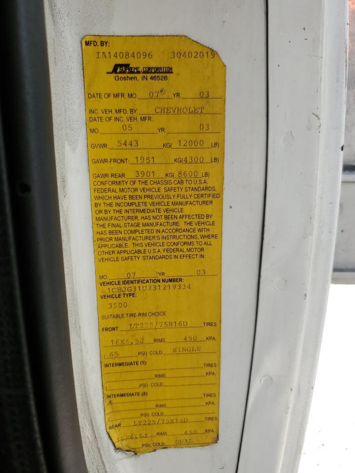 2003 Chevrolet Express BOX Truck