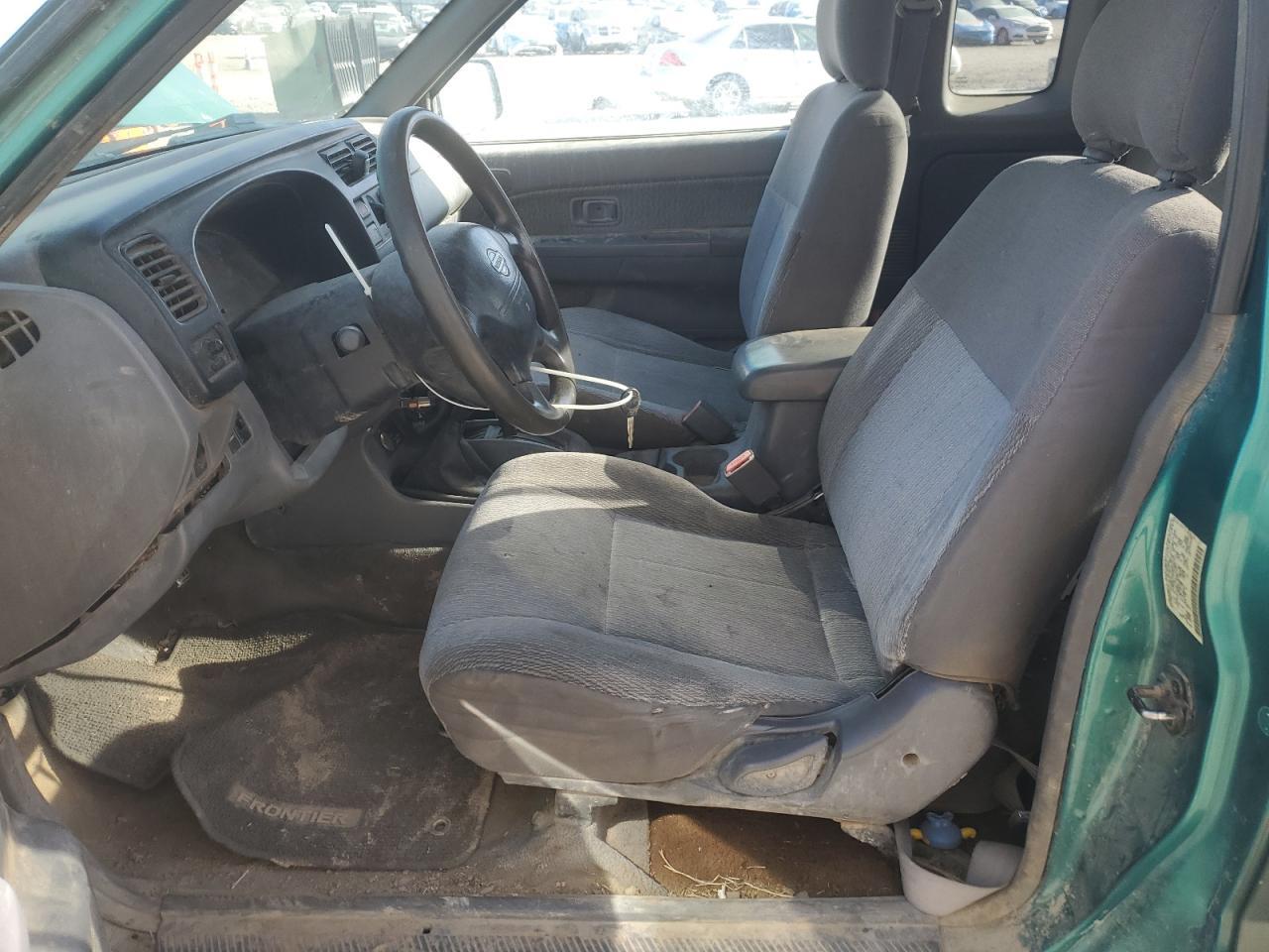 2000 Nissan Frontier King cab xe