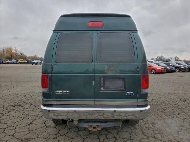 2008 Ford Econoline E250 van