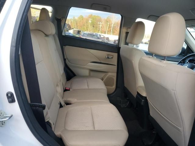 2017 Mitsubishi Outlander se