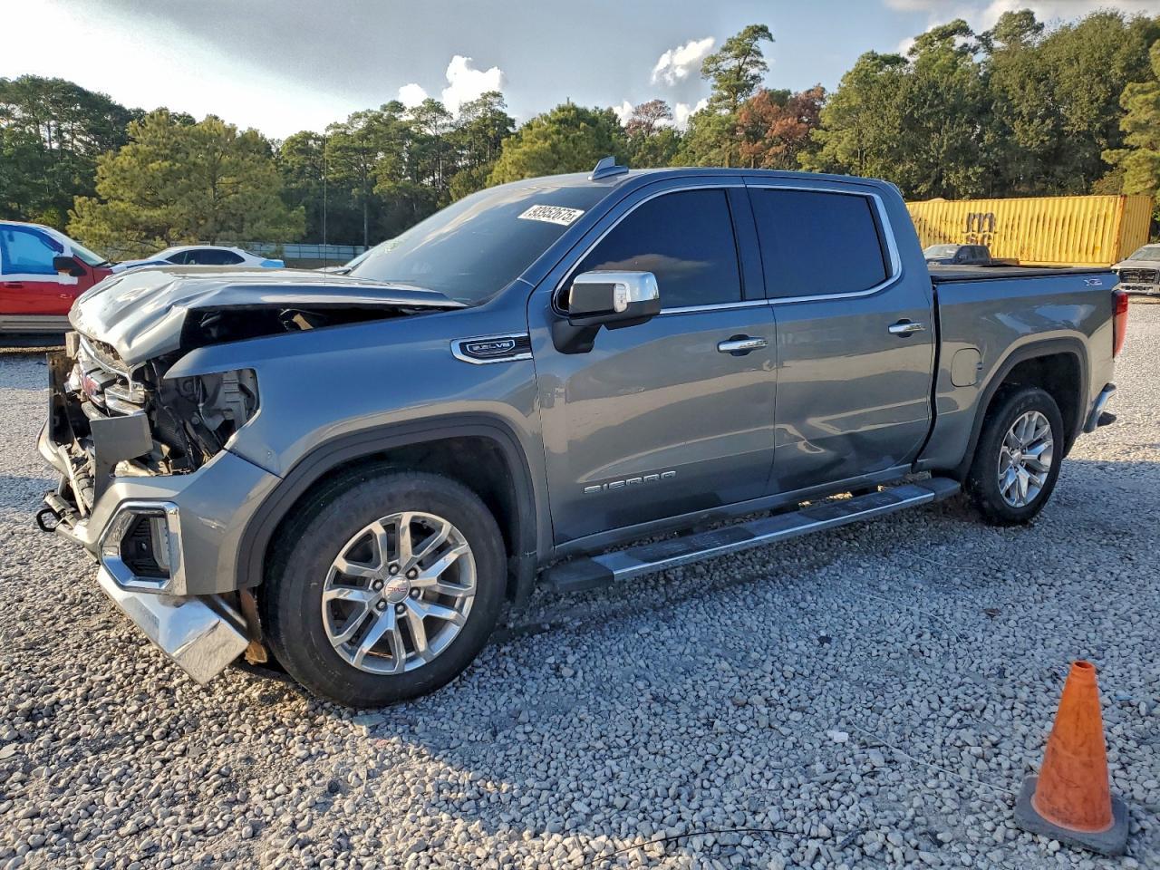 2020 GMC Sierra K1500 SLT