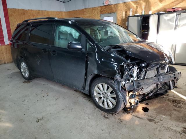 2017 Toyota Sienna le