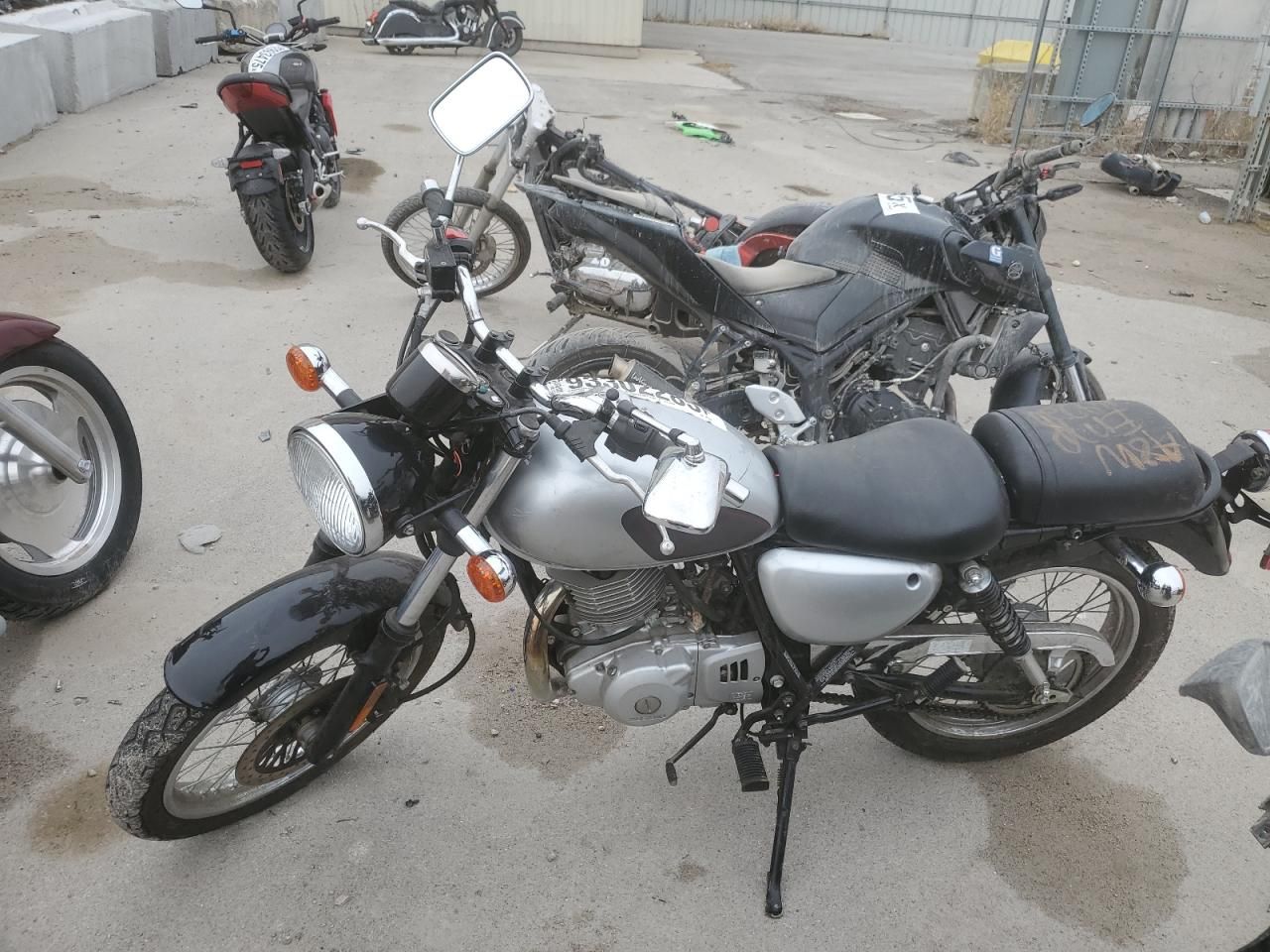 2015 Suzuki TU250 X