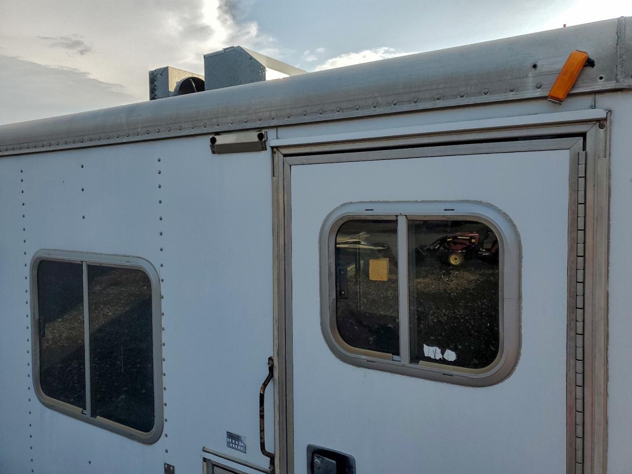 1998 Pelsue 1997 Pelsue Fiber Optic Splicing Trailer