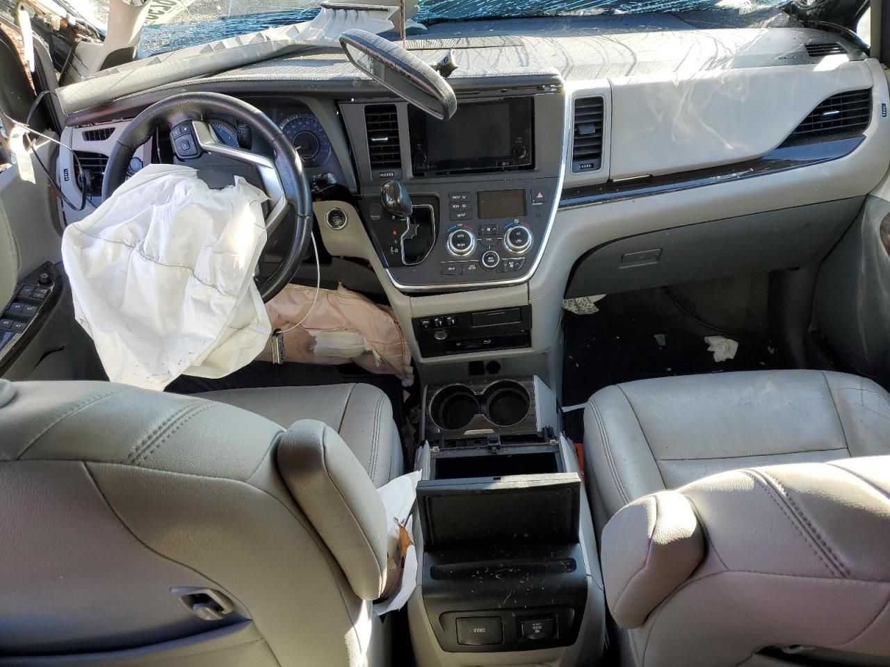 2015 Toyota Sienna xle