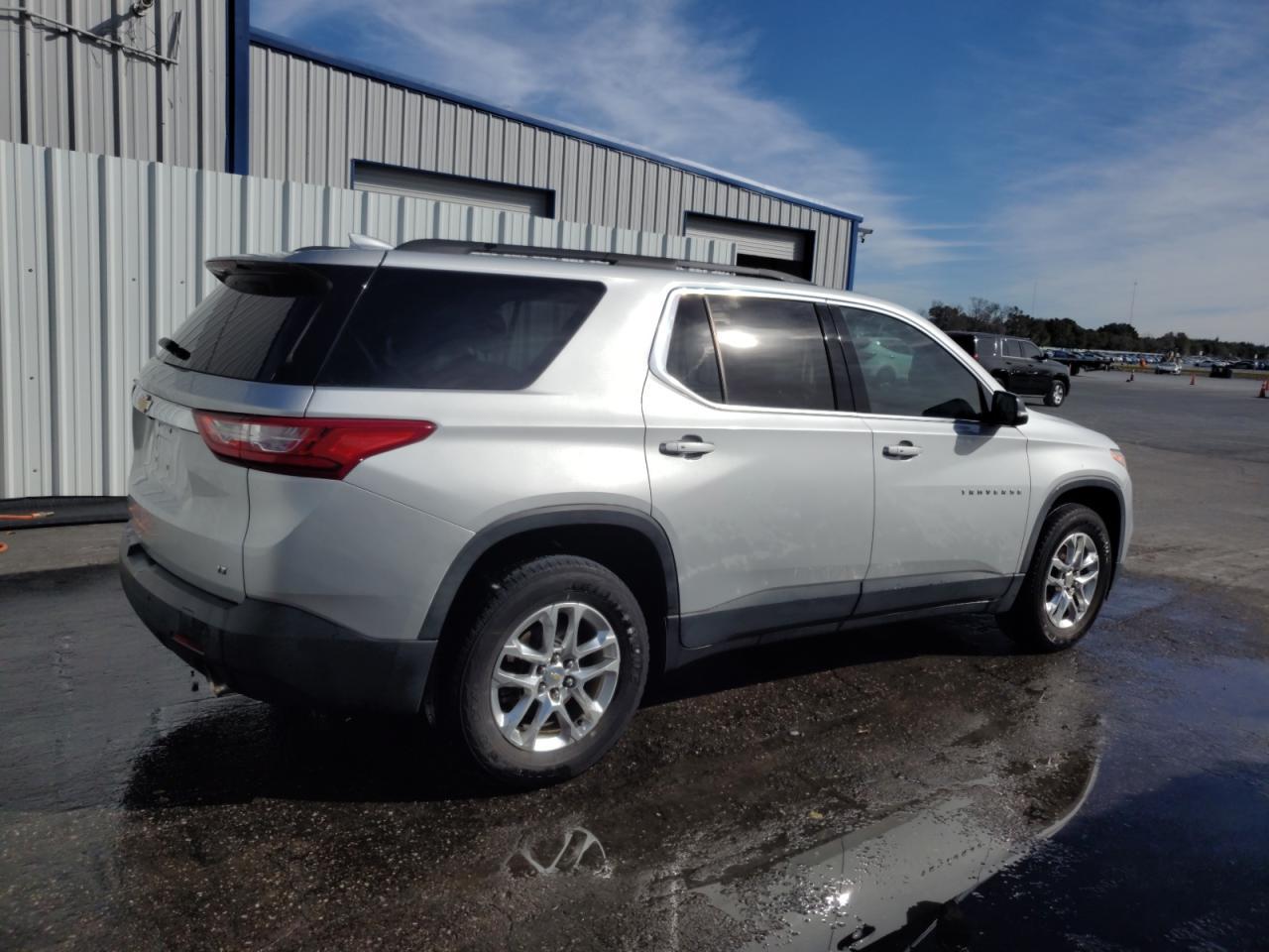 2020 Chevrolet Traverse lt