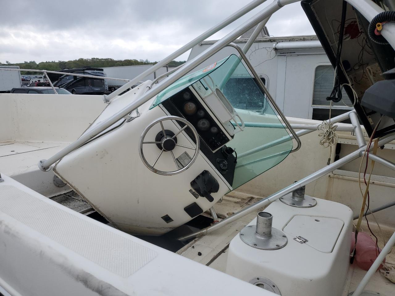 1996 Seaswirl Striper Boat