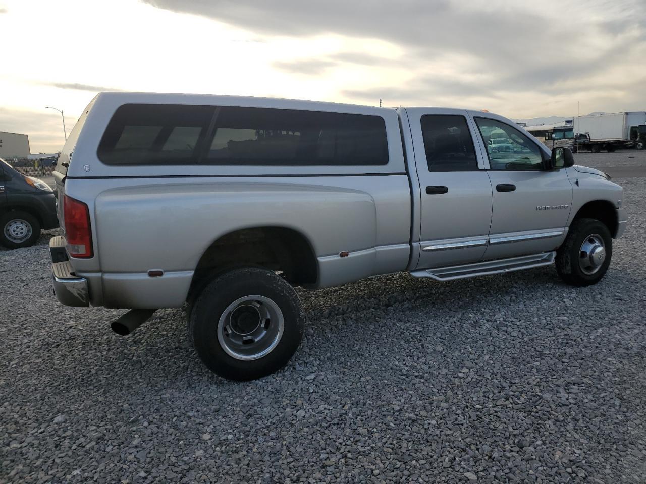 2005 Dodge RAM 3500 ST
