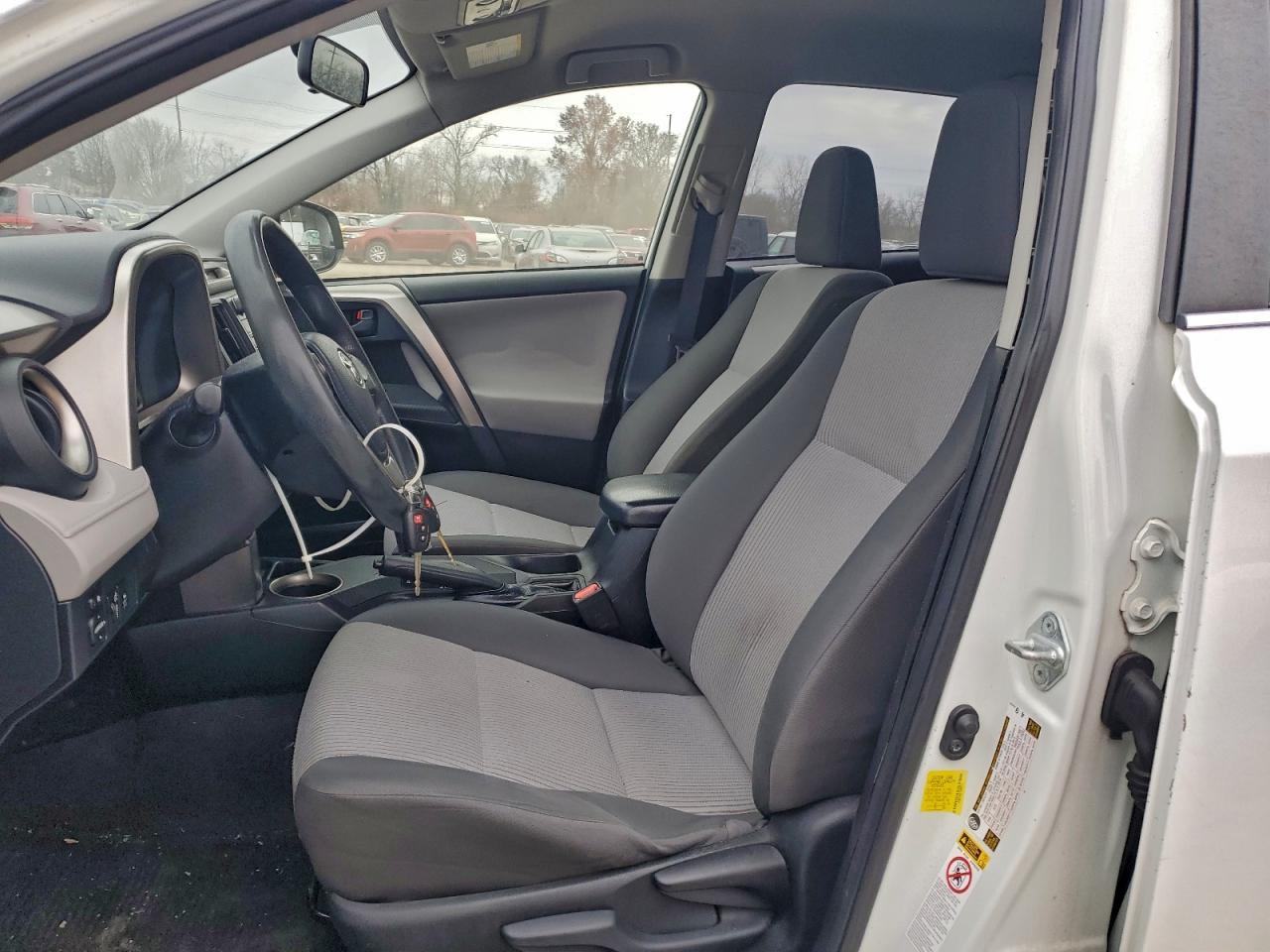 2014 Toyota Rav4 le