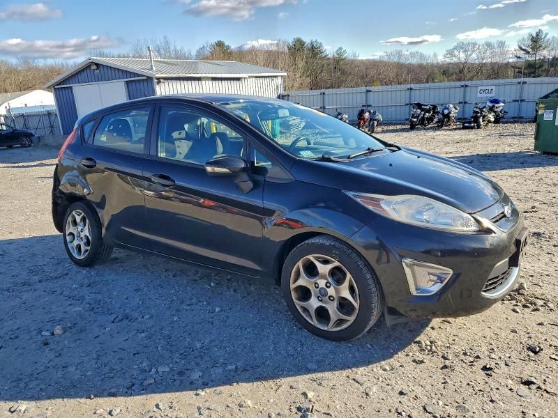 2011 Ford Fiesta SES